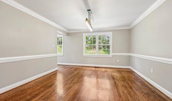 3802 IVANHOE Ln, Alexandria, VA 22310