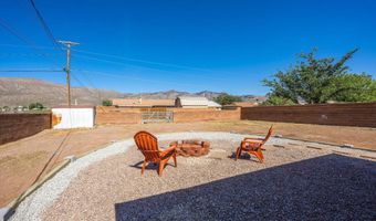 2412 Iowa Ave, Alamogordo, NM 88310