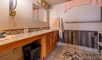 124 Highway 14A W, Byron, WY 82412