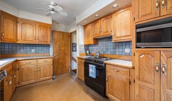 167 S Leavitt Rd, Amherst, OH 44001