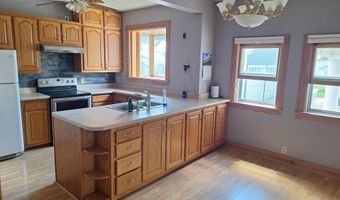 218 Dearborn St, Berne, IN 46711