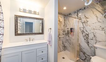 2692 WAIANUHEA Way, Hilo, HI 96720