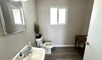 300 S 7th St, Anthony, TX 79821