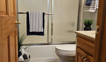 820 Matthews St 29, Bristol, CT 06010