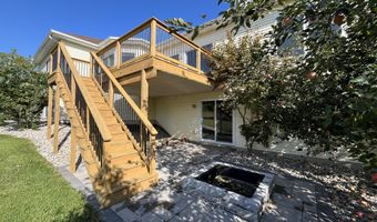 8866 Cascade Rd SE, Ada, MI 49301