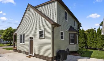 902 E FREMONT St, Appleton, WI 54915