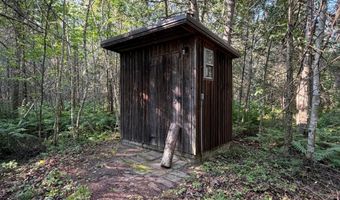 8932 BAYVIEW Ln, Argonne, WI 54511