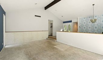 615 Glen Eden Ct, Aurora, OH 44202