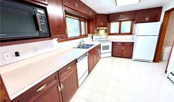 326 Keslar School Rd, Acme, PA 15610