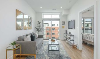 2310 4TH St NE 22, Washington, DC 20002