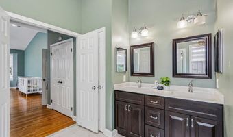 1044 GLENDEVON Dr, Ambler, PA 19002