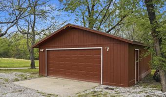 757 N Hanover St, Auburn, KS 66402