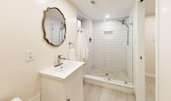 7208 EARLY St, Annandale, VA 22003