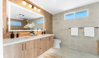 1049 Uluopihi Loop, Kailua, HI 96734