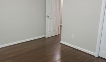 2250 N QUANTICO St, Arlington, VA 22205