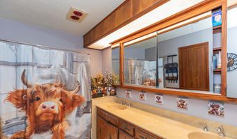 5807 CONTENTED Ln, Amarillo, TX 79109