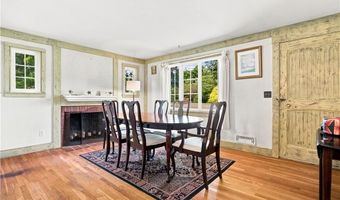 1 Teakwood Dr, Cumberland, RI 02864