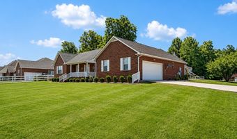 372 Brookside Dr, Algood, TN 38506