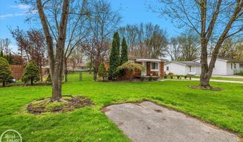 918 Columbia, Algonac, MI 48001