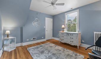 1084 Main St, Antioch, IL 60002