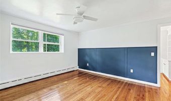 15 Highland Rd, Glocester, RI 02814