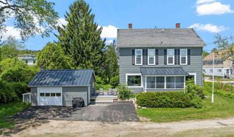 10 Wharf Rd, Center Harbor, NH 03226