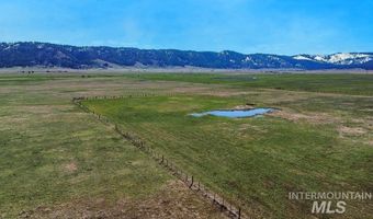10130 Round Valley Rd, Cascade, ID 83611