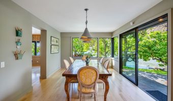 6015 Kalanianaole Hwy, Honolulu, HI 96821
