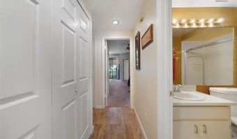 1074 KENSINGTON PARK Ct 101, Altamonte Springs, FL 32714