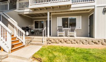 1527 NW Juniper St Apt 2, Bend, OR 97703