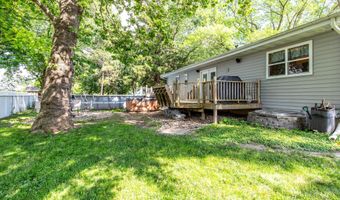 1219 Garfield Cir, Ames, IA 50014