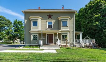 45 High St, Burrillville, RI 02859