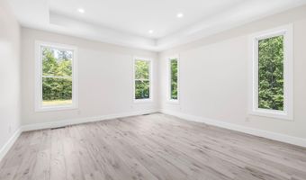 162 Clearcreek Dr, Boiling Springs, SC 29316