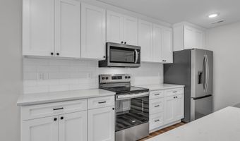 1116 Bluestem Cir, Baldwin City, KS 66006