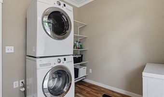 1115 7th St, Baldwin City, KS 66006