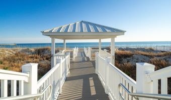 302 Glenn St, Atlantic Beach, NC 28512