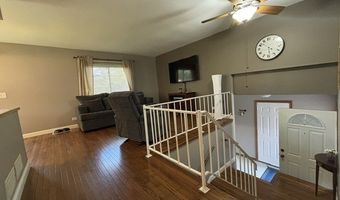 203 CEDARWOOD Ln, Antioch, IL 60002