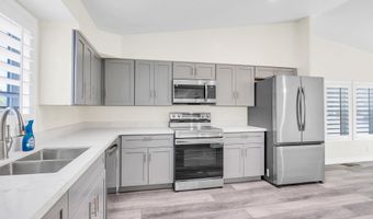34380 S Cholla Dr, Black Canyon City, AZ 85324