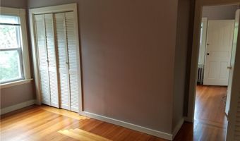 49 Merton Rd 2, Newport, RI 02840