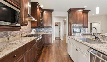 1200 N Hickory Ln, Angola, IN 46703