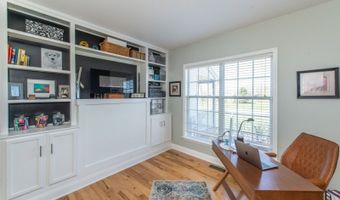 4 GARRY Ln, Andover, NJ 07848