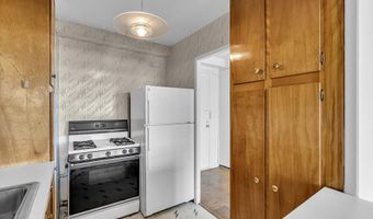 510 Deal Lake Dr 8F, Asbury Park, NJ 07712