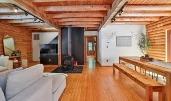 21663 OATLANDS Rd, Aldie, VA 20105