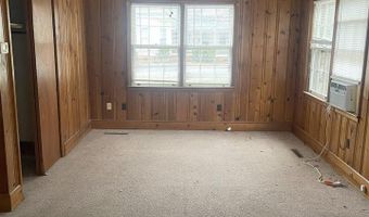 419 N Nettles St, Bishopville, SC 29010