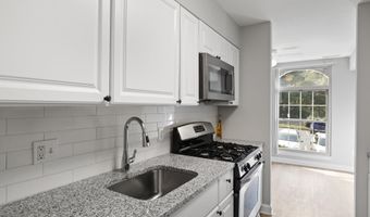 8316 TOBIN Rd 8316-11, Annandale, VA 22003