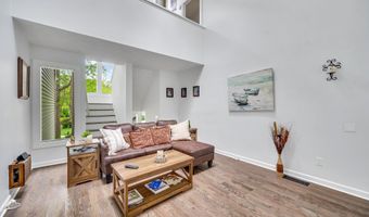 135 Turtle Bay Dr 135, Branford, CT 06405