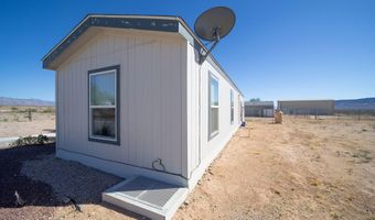 10747 S Paradise Trails Rd, Yucca, AZ 86438