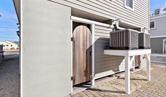 220 TAYLOR Ave, Beach Haven, NJ 08008