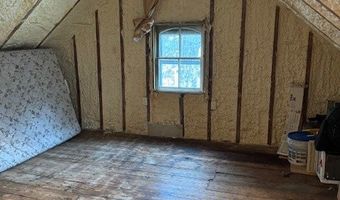75 Chestnut St, Bethel, CT 06801