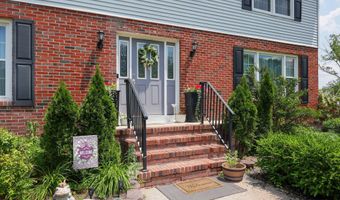 18 Penny Ln, Bayville, NJ 08721